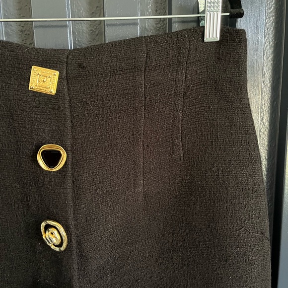 Zara Black Maxi Skirt with Gold Buttons - Picture 3 of 9